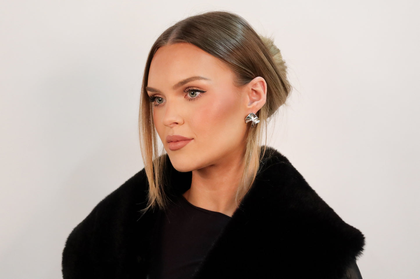 Paloma Studs
