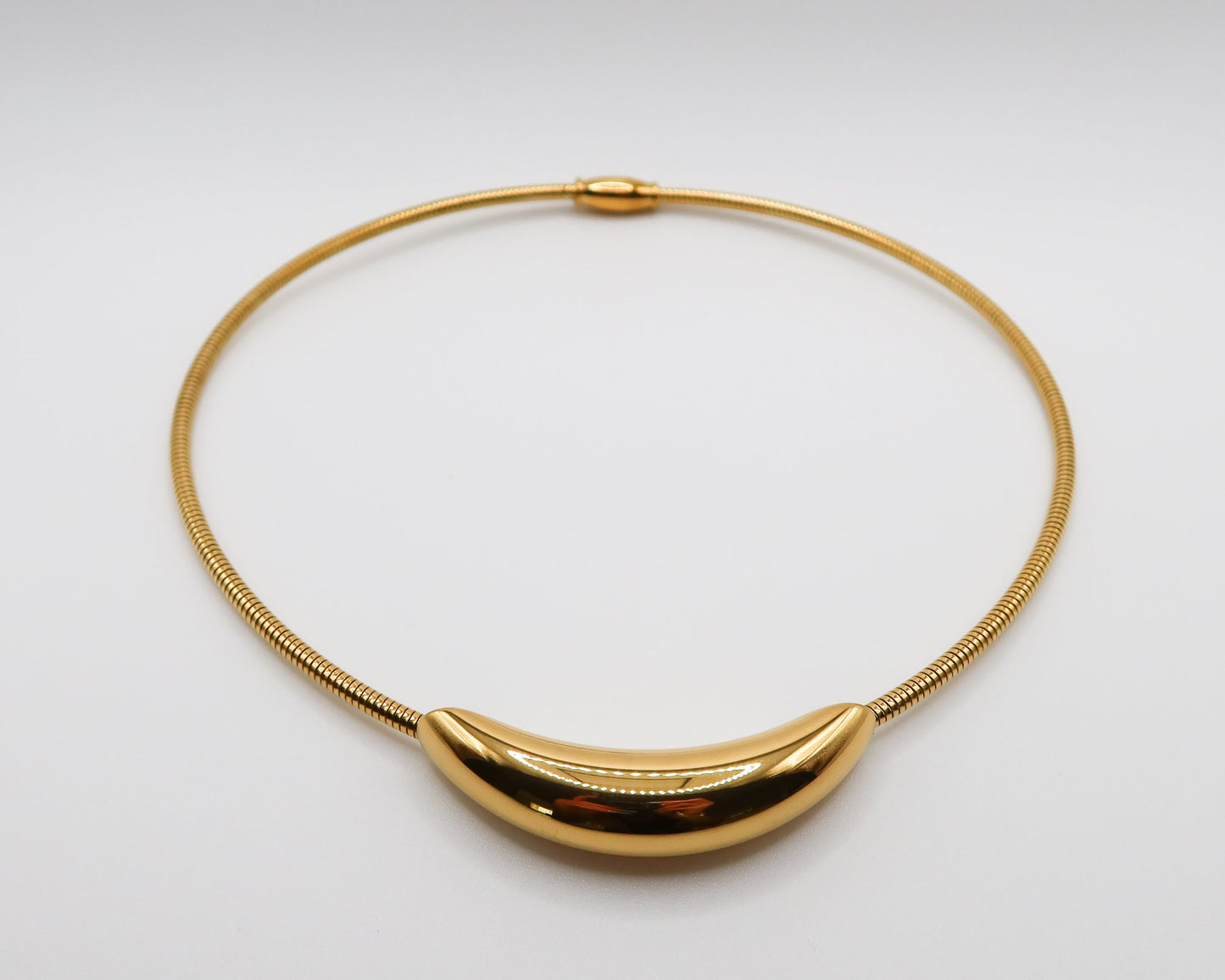 Roma Choker