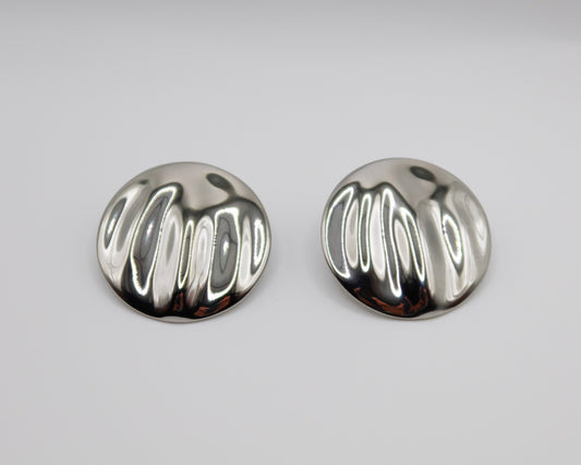 Lucea Studs