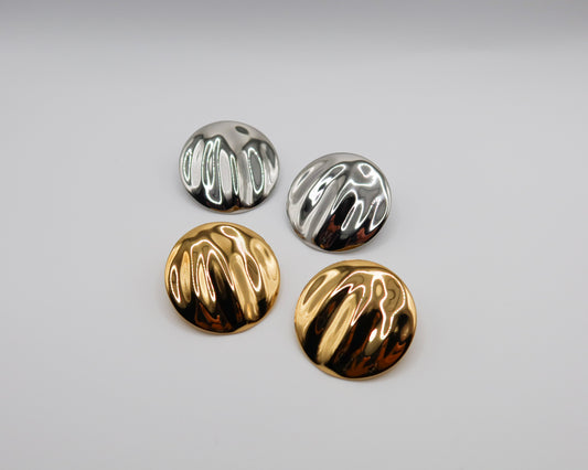 Lucea Studs