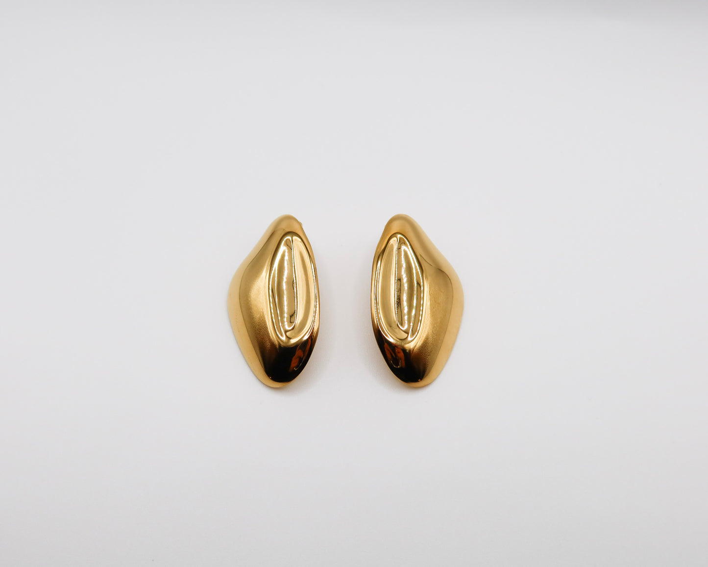 Aurora Studs